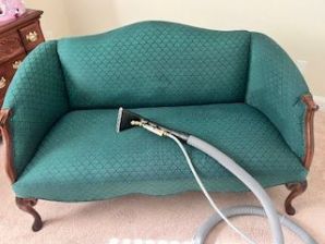 Sofa Cleaning in Jacksonville, FL (2)