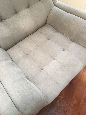 Before & After Chair Upholstery Cleaning in Jacksonville, FL (2)
