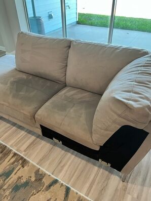Sofa Cleaning in Jacksonville, FL (3)