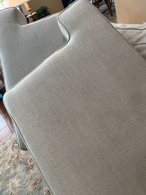 Before and After Upholstery Cleaning in Middleburg, FL (4)