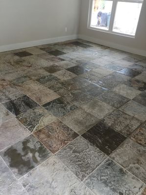 Tile Cleaning in Jacksonville, FL (2)