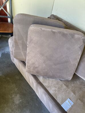 Upholstery Cleaning in Jacksonville, FL (4)